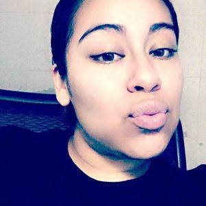 Meet your Posher, Isabel